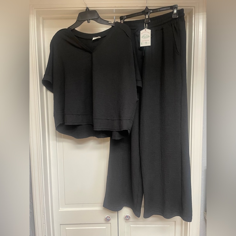 Very J Charcoal Textured Two-Piece Set
